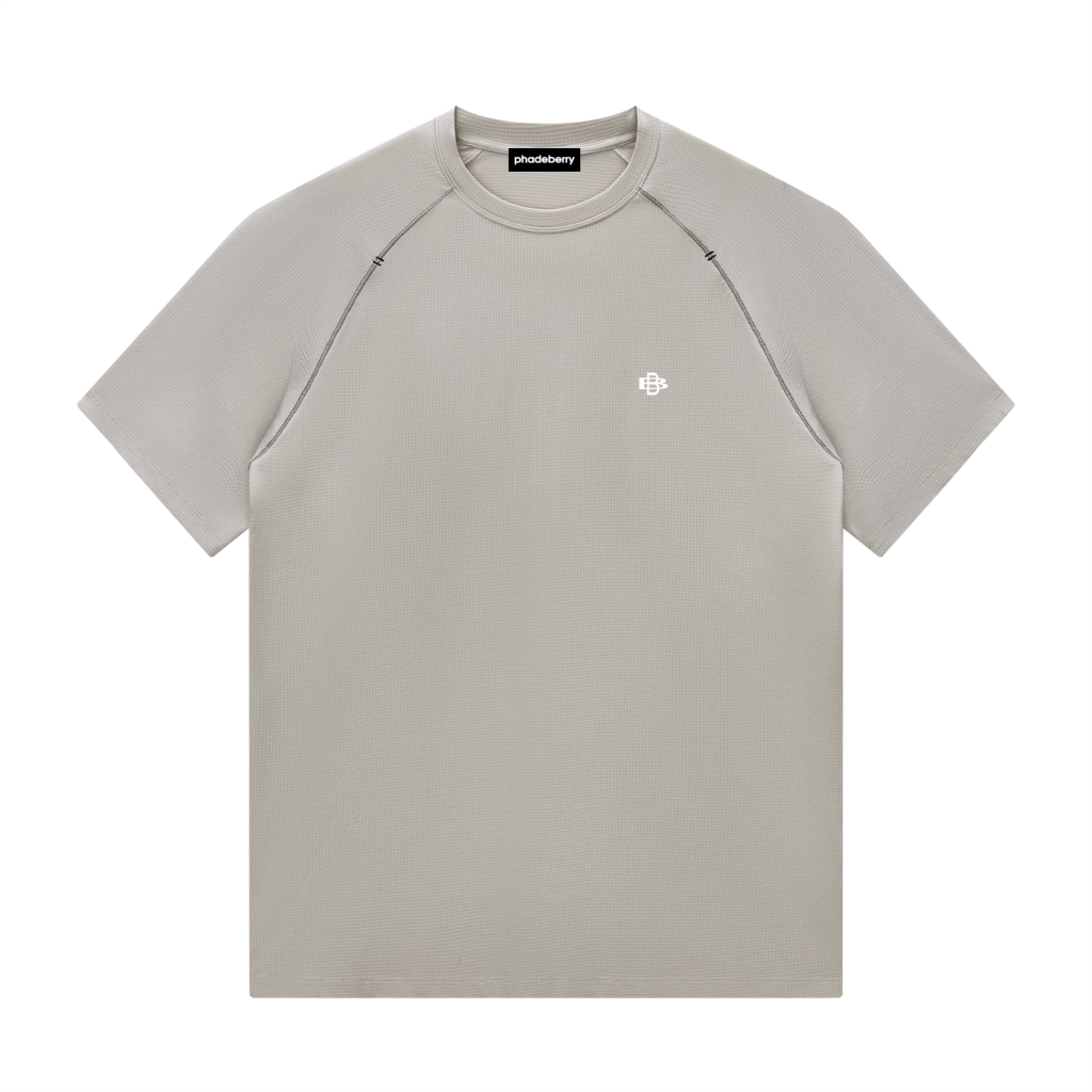LIGHTWEIGHT RAGLAN TEE